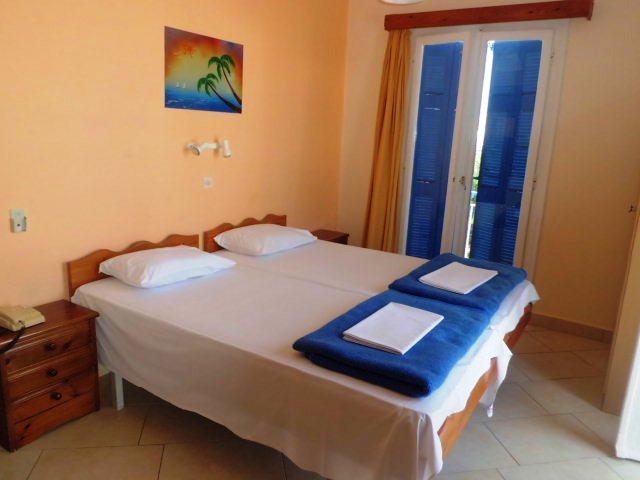 Hotel Marmarinos Aegina Exteriör bild