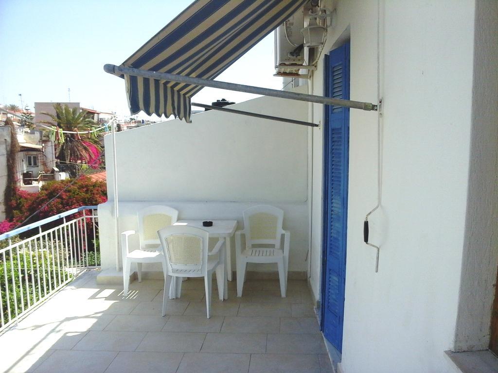 Hotel Marmarinos Aegina Exteriör bild